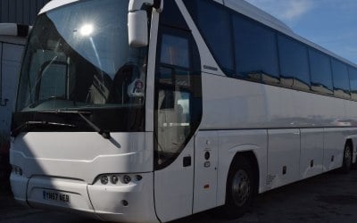 coach-hire-rotherham-yn57aeb.jpg