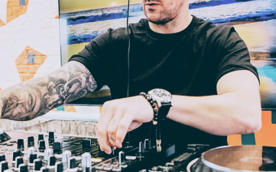 dj-pic-5.png