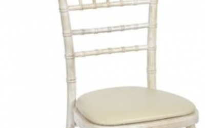 limewash-chiavari-chair-hire-ilford.png