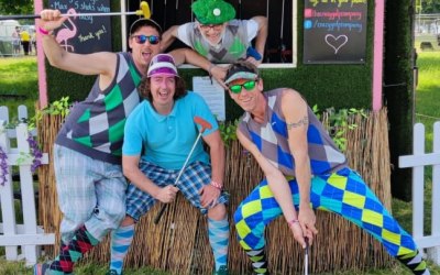 Crazy golfers!