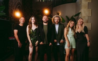 session-2025-1036.jpg session-2025-1036.jpg