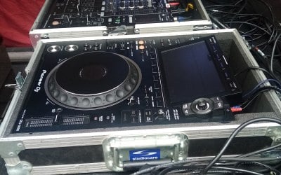 djdegsy-n-dj-billie-clements-live-beauty-weekend-liverpool-one-now.jpg djdegsy-n-dj-billie-clements-live-beauty-weekend-liverpool-one-now.jpg