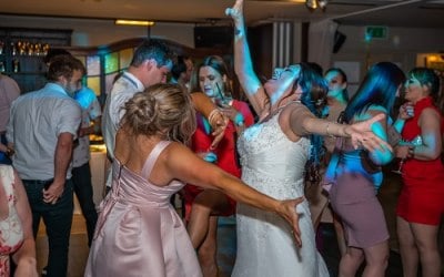 bride-dancin.jpg bride-dancin.jpg
