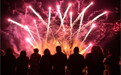 public-firework-displays.jpg public-firework-displays.jpg