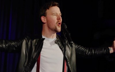 decades-rock-both-arms.jpg decades-rock-both-arms.jpg