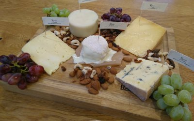Cheeseboard with condiments & flag labels