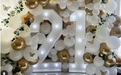 GIANT NUMBERS - BALLOONS