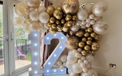 Two Light Number w/ Bulk Decor with name on Balloons