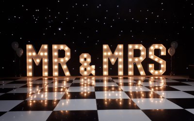 Mr & Mrs 4ft illuminated lights