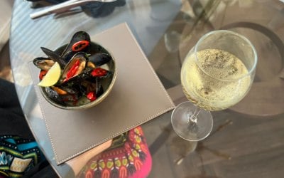 Thai green curry mussels pickled chilli coriander 