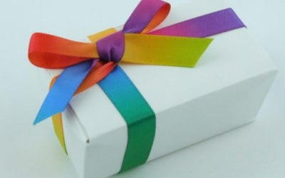 2 truffle box in a customisable satin ribbon
