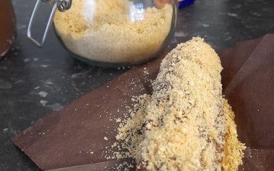 Waffle pop/ melted choc/ digestive biscuit crumble