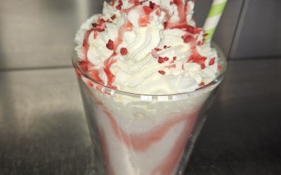 Strawberries and Cream Frappe 