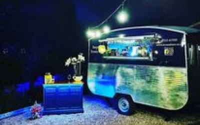 Our small bar set up for a wedding with our welcome drink prosecco table 