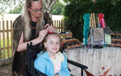 Hair 'n' Glitz - perfect for children's parties