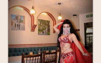 Restaurant shows