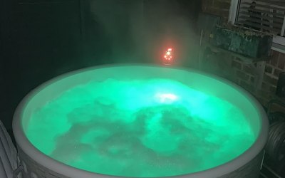 Lazy Spa Vancouver 5 person Hot Tub Light