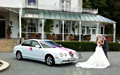 Love is Golden Wedding Car Hire