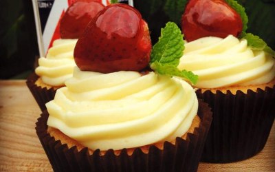 Boozy Bakers Celebration Cupcakes Pimms