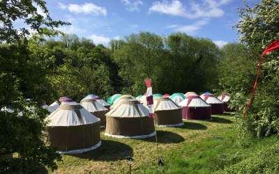 Classic Yurts for 2 - 10 people