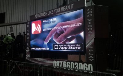 Talk for me App. Outdoor LED Screen display