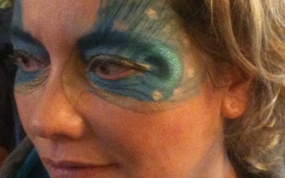 Peacock eye face paint