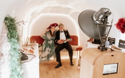 Wedding guests in the booth
