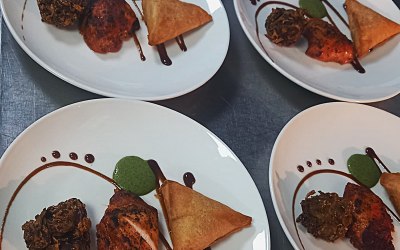 pre plated starter platter: Indian theme