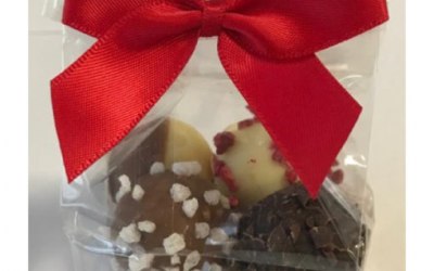 4 truffle bag containing 4 Swiss Truffles.   