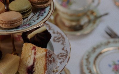 Beautiful vintage crockery hire