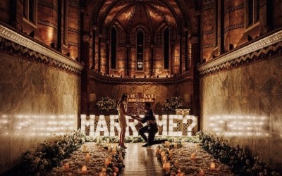 An intimate Proposal in the Fitzrovia Chapel will be the good night story for your grand-children..