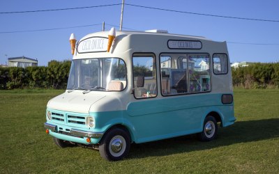 Cecil On Ice Ice Cream & Cocktail Van