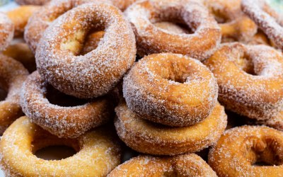 Hot sugar donuts