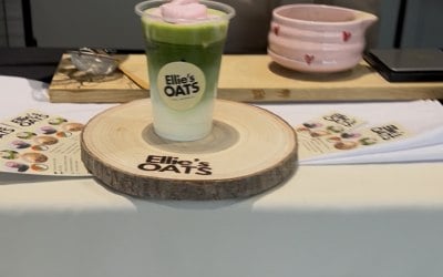Cotton Cloud Iced Matcha Latte