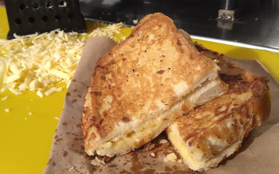 Mature cheddar, led leister, mozzarella grill