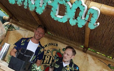 Tiki bar hire