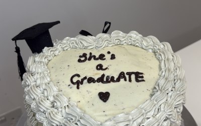 we also offer heart shaped cakes