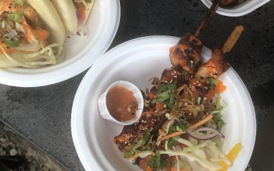 Chicken skewers , Baos chicken , pork ot tofu 