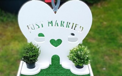 Just Married Love Heart Hole