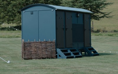 Wild Willy Cabins Toilet Hire