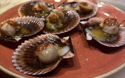 Scallops a la plancha 