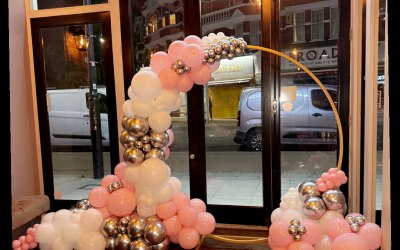 Balloon hoop