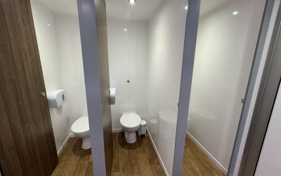 Luxury 3+1 Toilet