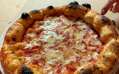 A beautiful Neapolitan style pizza