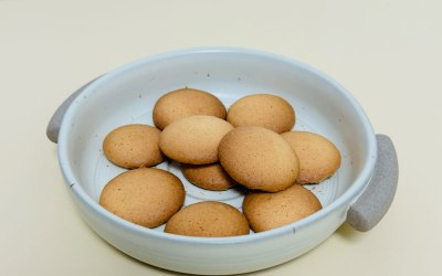 Egg biscuit