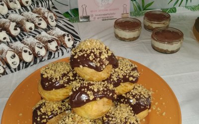 Hazelnut profiteroles 