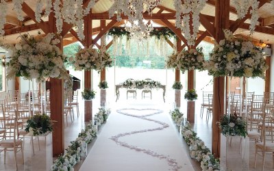 Wedding ceremony decor