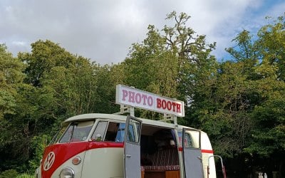 Open air photo booth