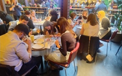 Relax and Unwind with Glass painting and other crafts