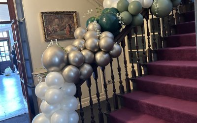 Balloon deco - grandstair case